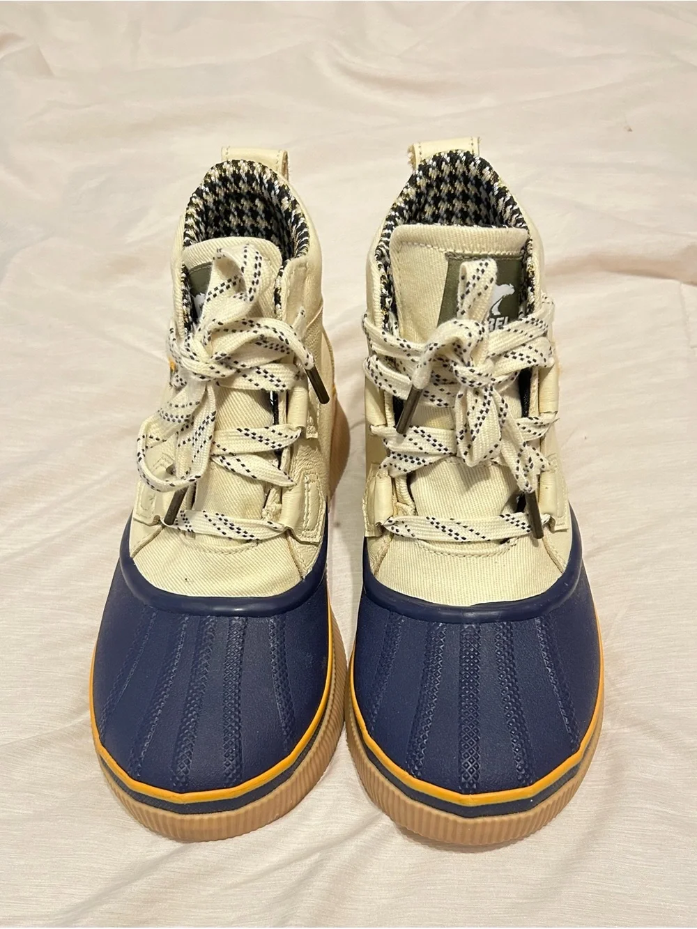 Sorel Women's Duck Boots in Navy, Cream & Tan - Picture 1 of 5